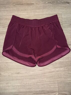 Running shorts